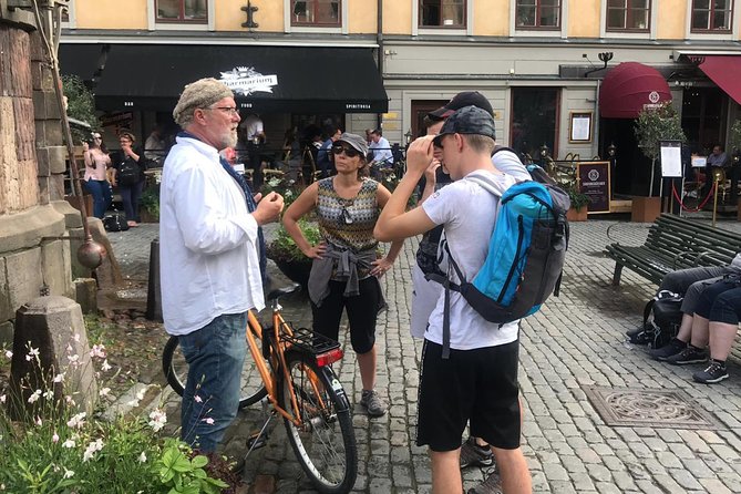 Best Stockholm Small Group Bike Tour. English,French or Spanish! - Guide Interaction