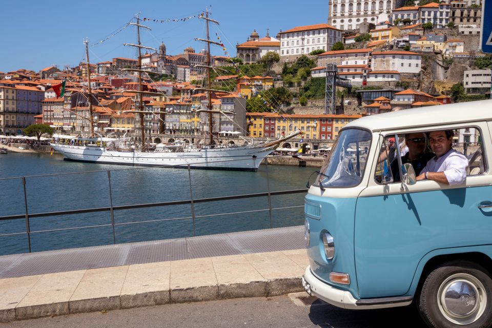 Best Views to Porto From Gaia. VW Kombi Tour With Cocktail - Location Exploration