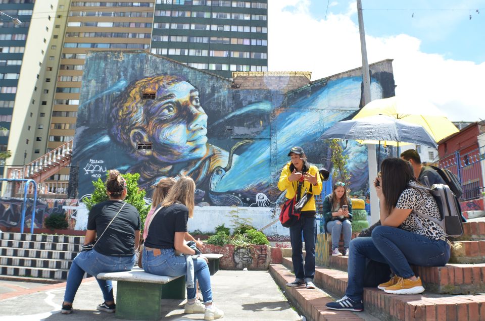 Bogotá: La Candelaria Graffiti & Urban Art Shared Tour - Overall Information