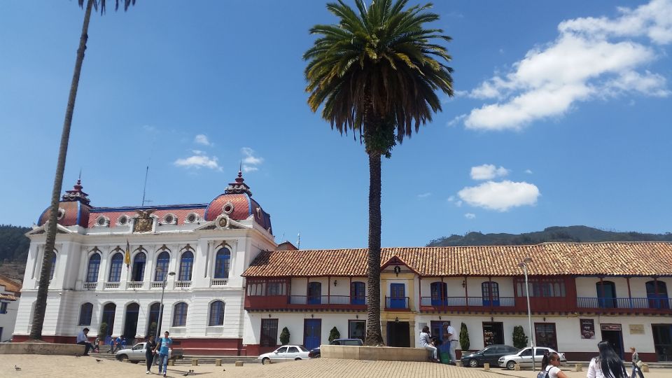 Bogotá: Salt Cathedral & Lake Guatavitá Tour With Lunch - Tour Highlights