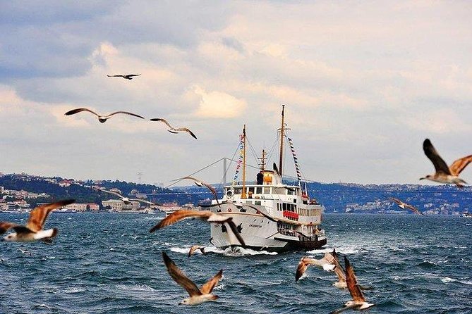 Bosphorus Cruise With Dolmabahce Palace and Istiklal Street Tour - Additional Tips