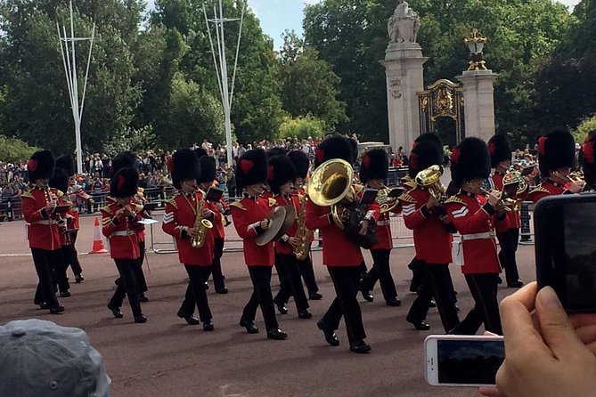 British Royalty Walking Tour Including the Changing of the Guard! - Pricing Details