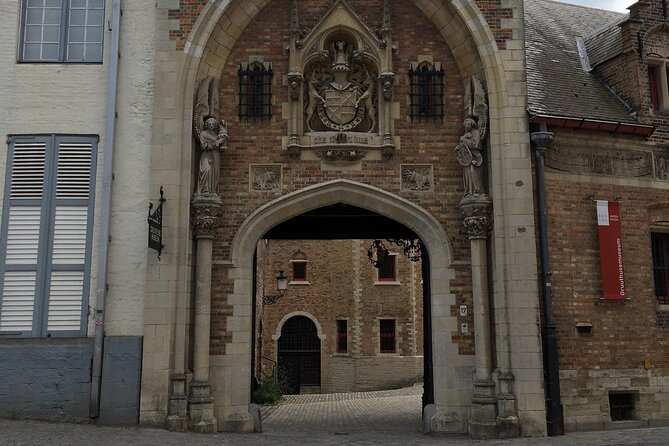Bruges' Legends and Hidden Treasures: A Self-Guided Audio Tour - Audio Tour Pricing and Policies