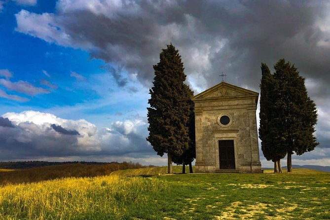 Brunello and Montepulciano Wine Tour From Cortona - Accessibility Information