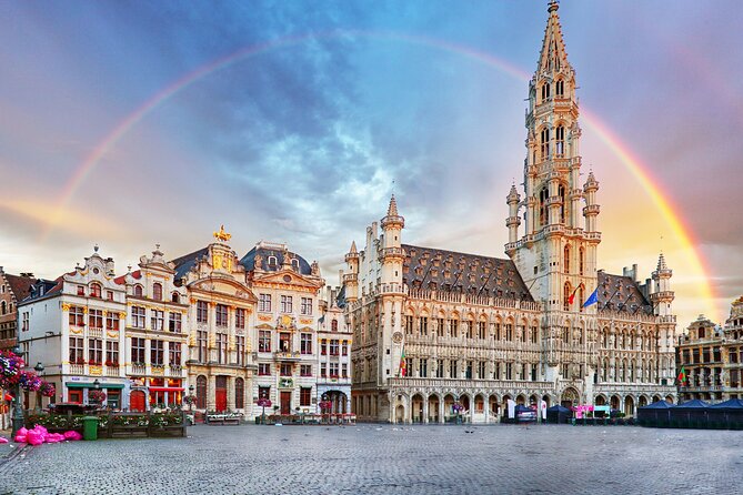 Brussels: Walking Tour With Audio Guide on App - Exploring Stops and Stories