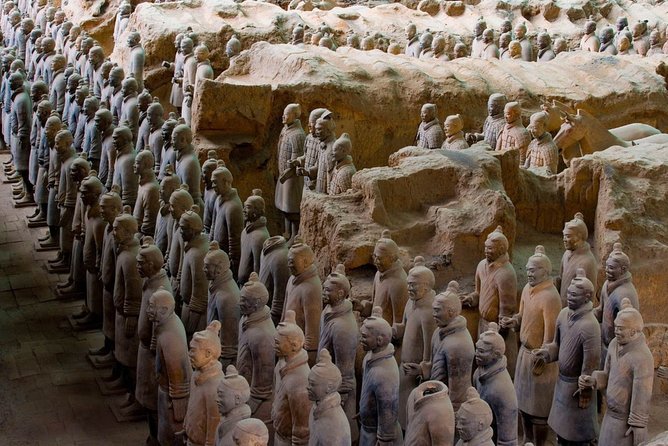 Bullet Train 2-Day Tour From Beijing to Xian Terracotta Warriors & City Wall - Dining Experiences