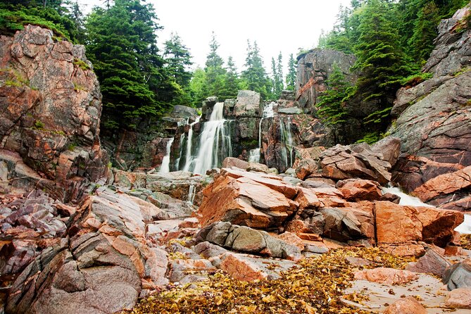 Cabot Trail: a Smartphone Audio Driving Tour - Reviews