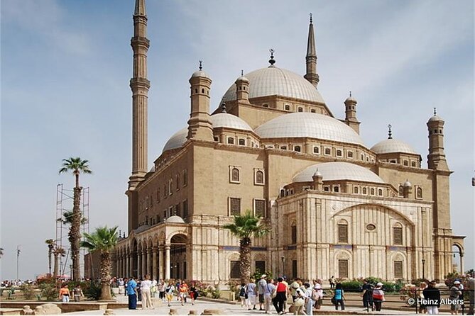 Cairo Day Tour Visit Egyptian Museum, Citadel and Khan Khalil Bazaar - Khan El Khalil Bazaar Excursion