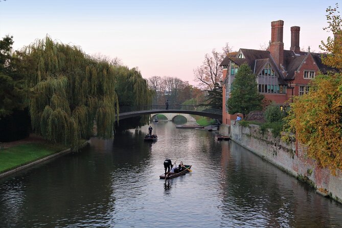 Cambridge Tour App, Hidden Gems Game and Big Britain Quiz (1 Day Pass) UK - Reservation and Cancellation