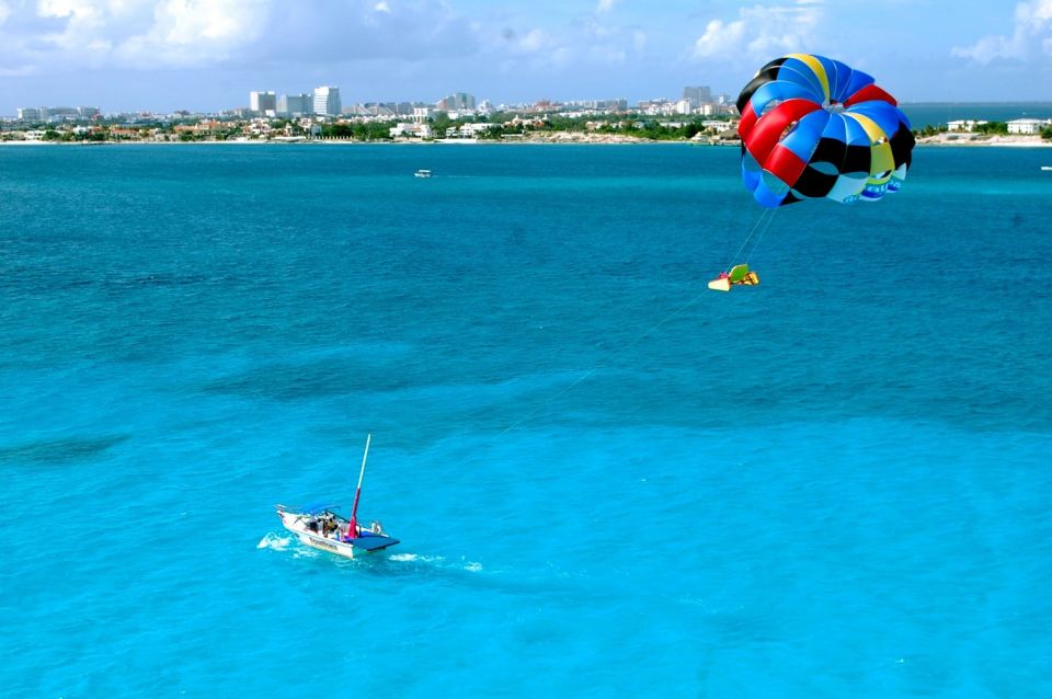 Cancún: Parasailing Adventure With Hotel Pickup and Drop-Off - Common questions