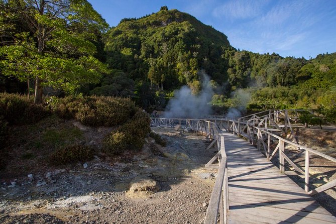 Canoeing at Furnas Lake - Meeting and Pickup Details