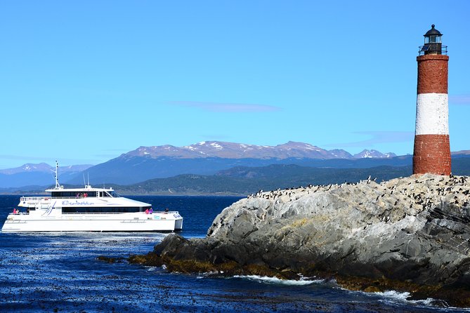 Canoero Catamarans - Canal Beagle Tour, Sea Lions and Les Eclaireurs Lighthouse. - Pricing and Copyright
