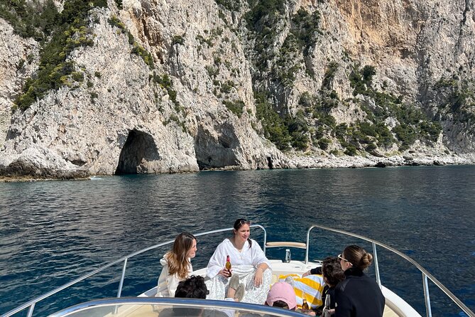 Capri Boat Tour With Local Skipper - Local Skipper Expertise