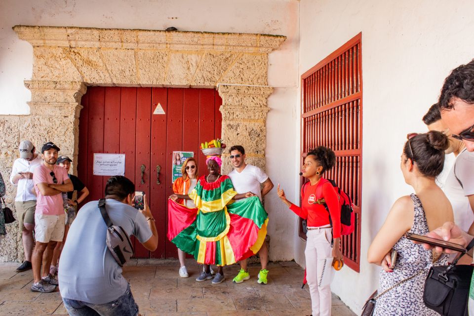 Cartagena's Great Center Walking Tour: Downtown & Getsemani - Booking Info