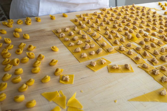 Cesarine: Small Group Tortellini Class at Locals Home in Bologna - Customer Reviews