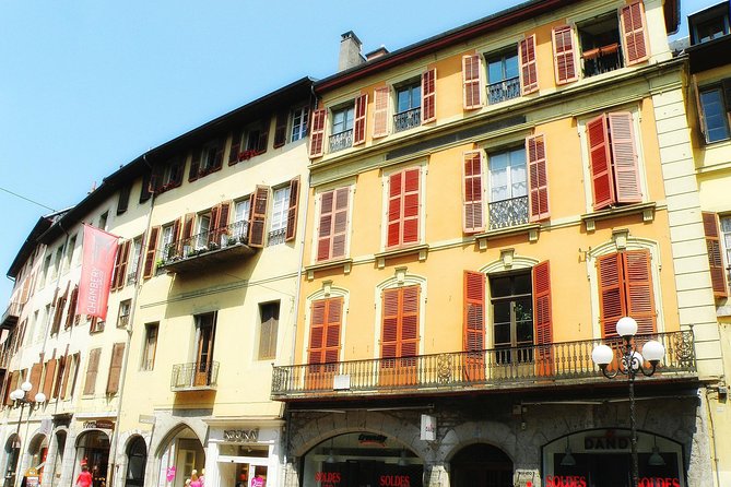 CHAMBERY Private Walking Tour of Chambéry Historical Center - Last Words