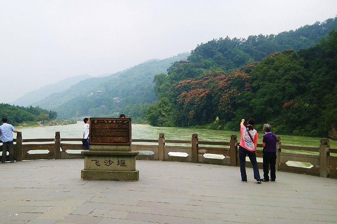 Chengdu Day Tour of Dujiangyan Irrigation System and Mount Qingcheng - Booking & Cancellation Policies