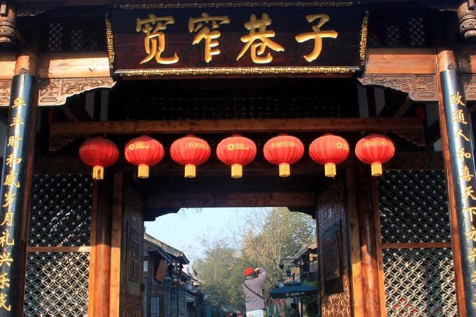 Chengdu Panda Tour and Local Culture Experience - Common questions