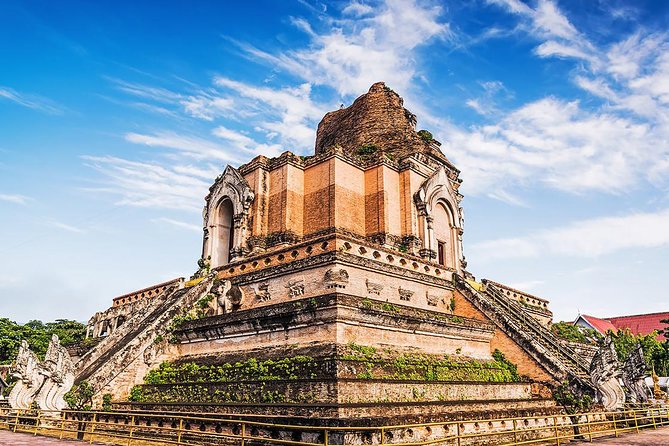 Chiang Mai RED TUK TUK City Tour: Famous View Point, Attractions & Doi Suthep - Insider Tips and Recommendations