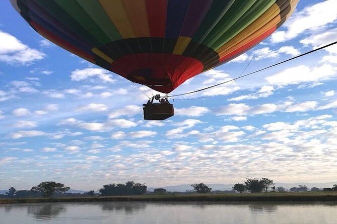 Chiang Rai: Guided Hot Air Balloon Sightseeing Tour - Cancellation Policy and Traveler Reviews
