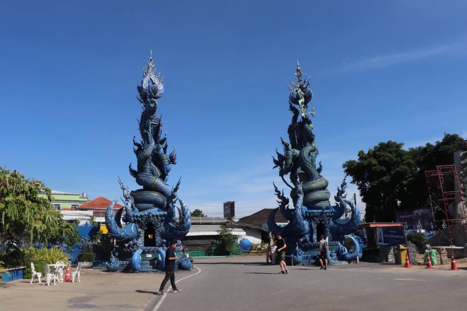 Chiang Rai Tour, White & Blue Temple, Black House - Inclusions and Exclusions