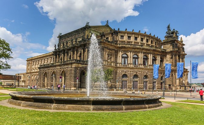 Classical Dresden Walking Tour With Licensed Guide - Booking Process