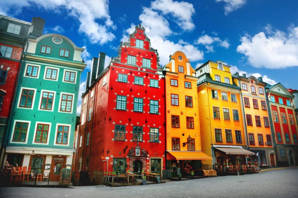 Copenhagen Day Trip to Malmo Old Town & Castle by Train/Car - Live Tour Guides and Languages