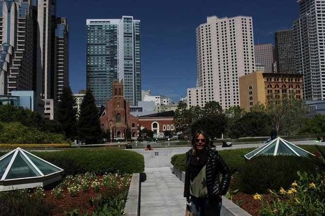 Craft Beer Walking Tour in San Franciscos SoMa District - Snacks and Group Size