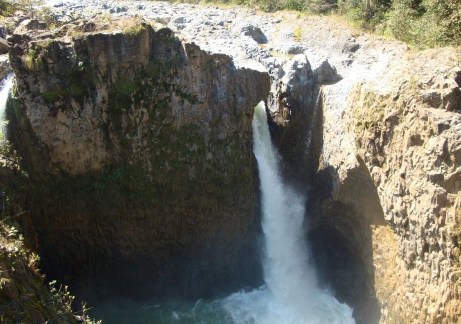 Cuetzalan & Yohualichan: 12 Hour Private Tour & Transport - Marvel at The Pot Waterfall