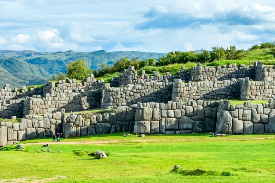 Cusco: City and Nearby Ruins 5-Hour Guided Tour - Highlights: Coricancha, Inca Walls, Qenqo