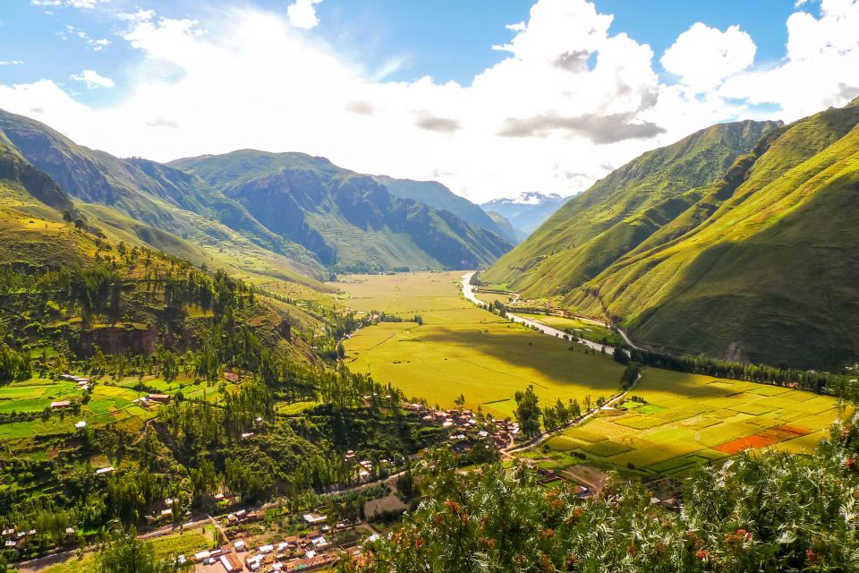 Cusco: Full-Day Sacred Valley History Tour - Location Details