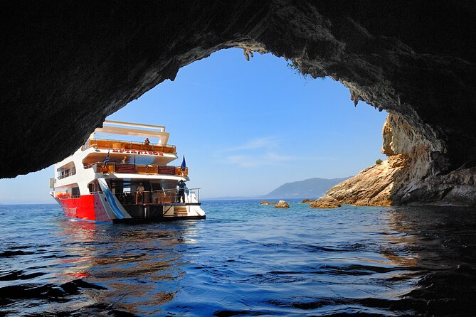 Day Cruise in Kefalonia,Ithaka, Lefkada Beaches - Eptanisos Boat - Sail to Picturesque Ithaka