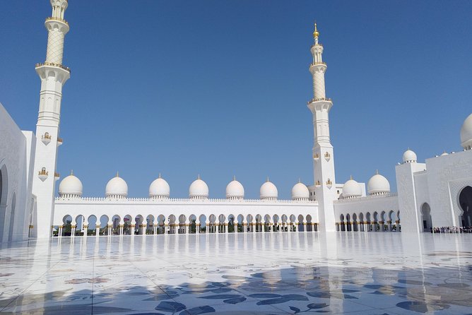 Day Tour of Abu Dhabi From Dubai - Tour Experience Details