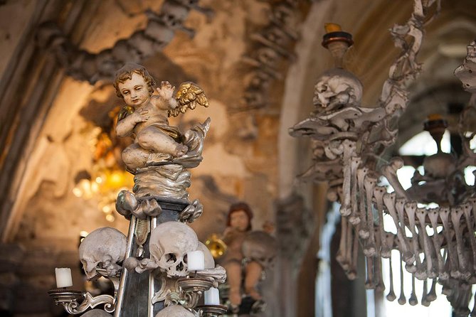 Day Trip to Kutná Hora by Train From Prague - Guide Feedback
