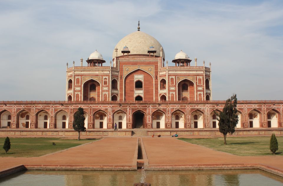 Dehli: Private Full Day Delhi Sight Seen With Live Guide - Lunch at Karims