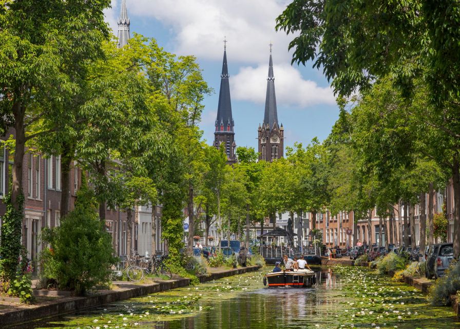 Delft: Walking Tour With Audio Guide on App - Booking and Cancellation Policy