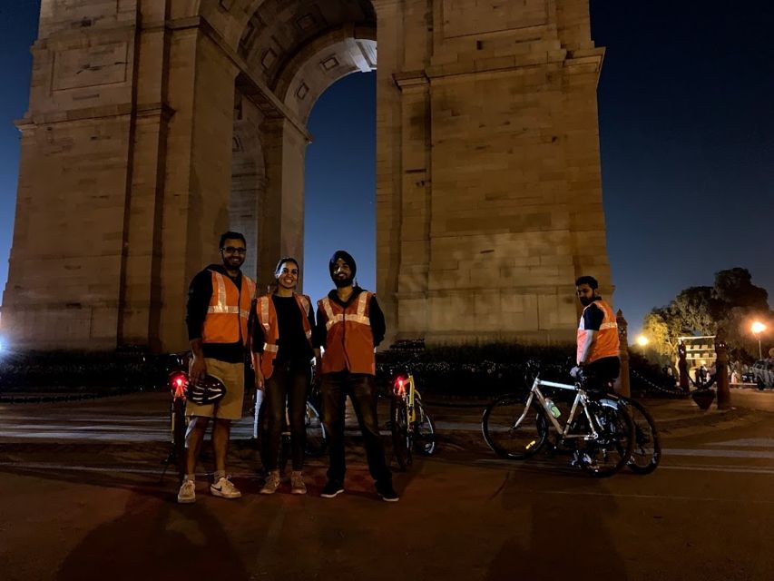 Delhi: 3-Hour Night Cycling Tour - Food and Refreshments