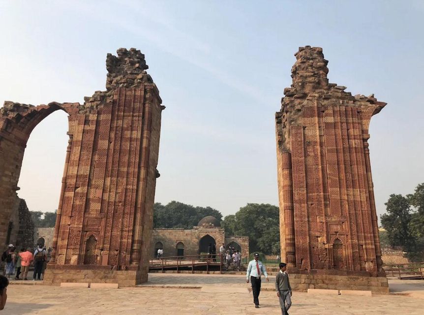 Delhi: Old and New Delhi Private Guided Tour - Expert Private Guide