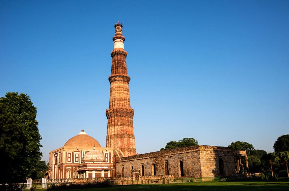 Delhi: Private Guided City Tour of Old and New Delhi - Cultural Experience