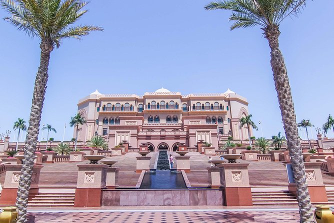 Dining Experience at Iconic Emirates Palace Abu Dhabi - Unique Culinary Offerings