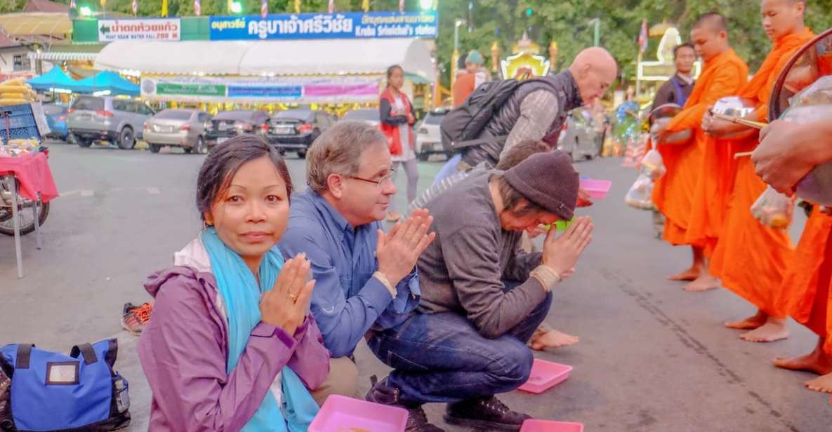 Discover Lanna Culture: Alms Offering to Monks at Doi Suthep - Cultural Significance of Monk Blessings