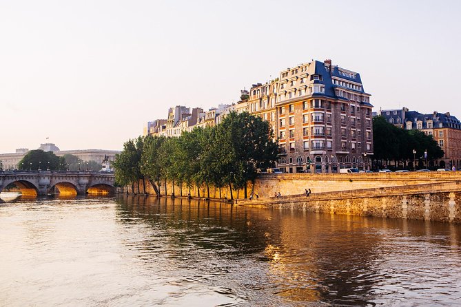 Discover Paris: 2-Hour Walking Tour of the Old Town - Common questions