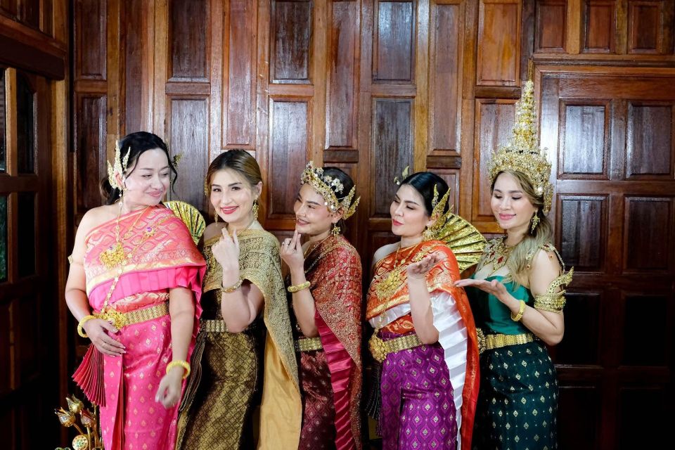 Dress in Thai Costume and Photoshoot at Thai Wooden House - Krabi Experience