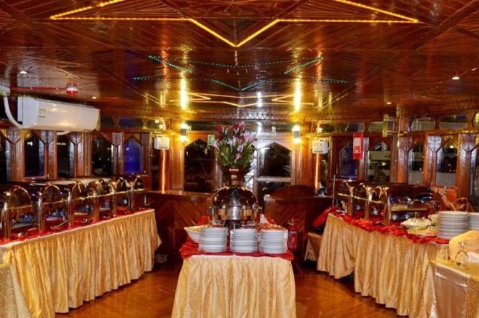 Dubai Marina Dhow Cruise Dinner With Entertainment & Options - Reviews and Feedback