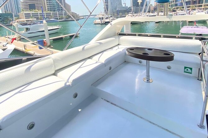 Dubai Marina Yacht Cruising Rental Experience - Reviews and Review Responses
