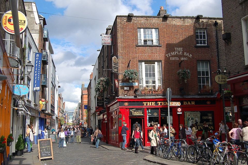 Dublin: Private City Tour in German - Tour Highlights