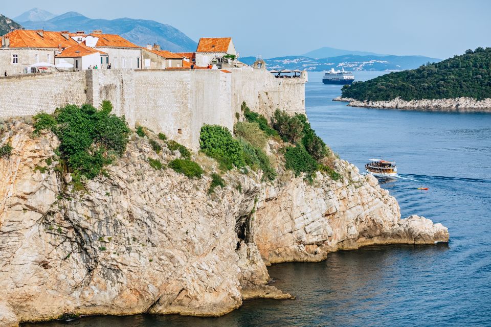 Dubrovnik: Game of Thrones and Lokrum Island Walking Tour - Meeting Point Details