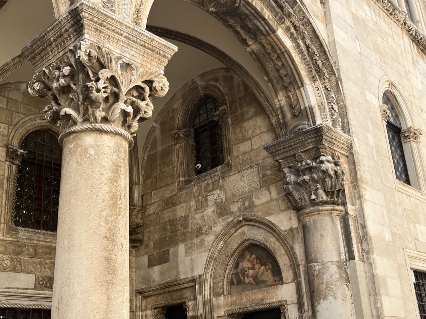 Dubrovnik Walking Tour With 4 Main Museums - Reservation and Location Details