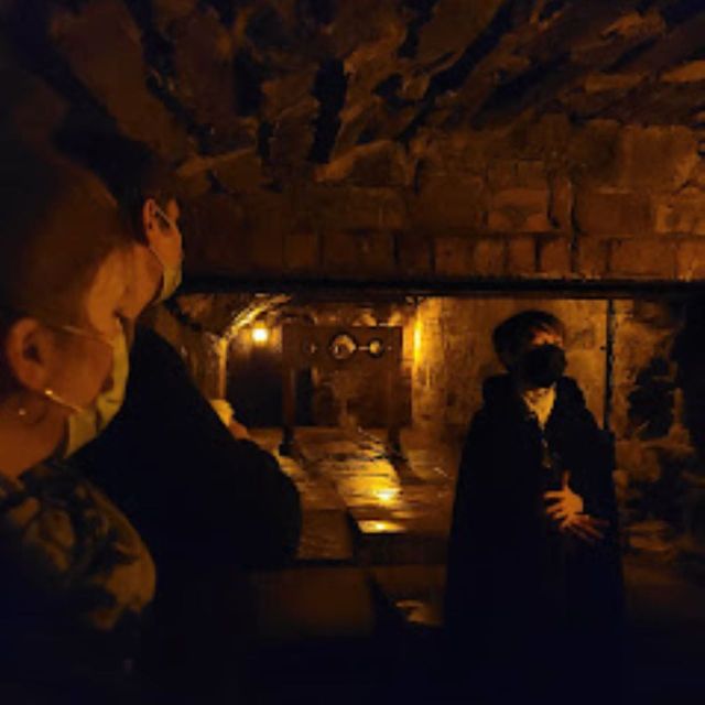 Edinburgh: Old Town and Underground Ghost Tour - Tour Guide Experience