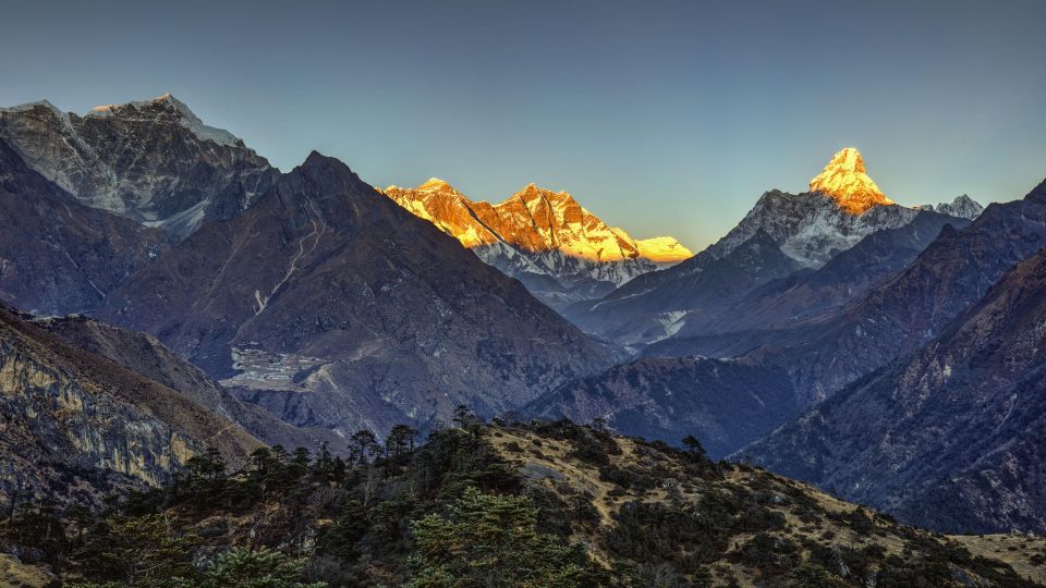 Everest Three High Pass Service Trek - Live Tour Guides